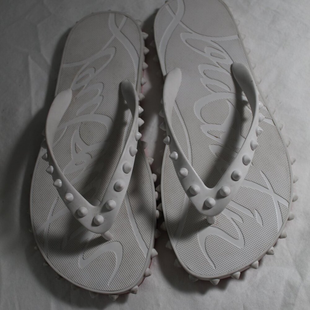 Christian Louboutin Super Loubi Flip Flops Spiked Sandals Slip Ons Pool Slide 39 - Picture 2 of 6